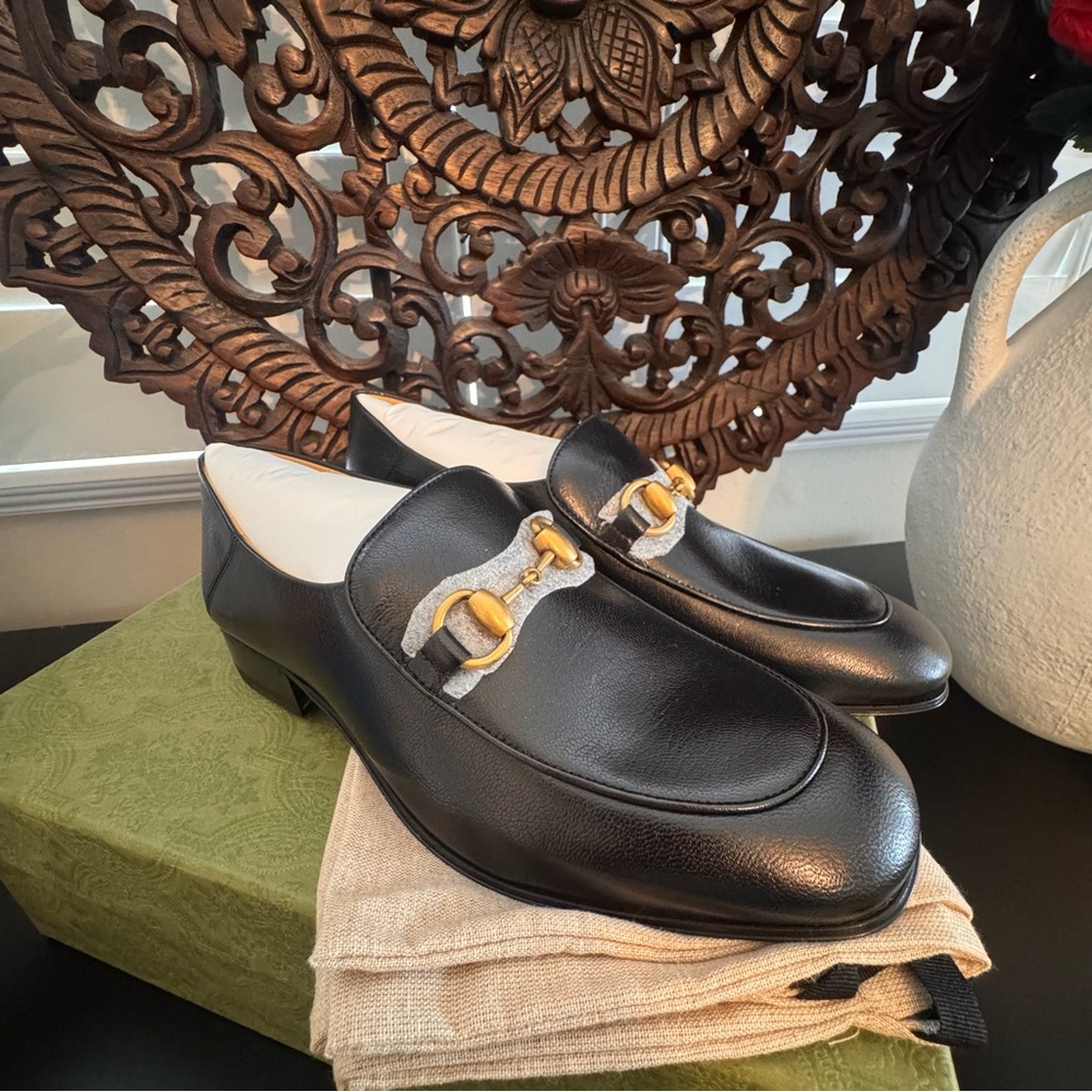Gucci Classic Women's Horsebit slip on  Loafers